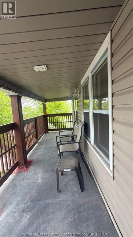 Photo - 843 Ellrose Ave