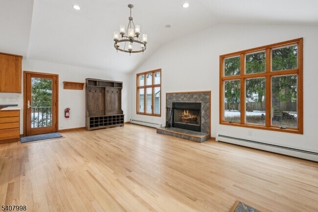 Photo - 20 Fairmount Rd