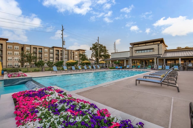 Building Photo - Highpoint at Cypresswood Rental