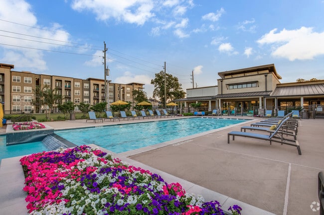 Building Photo - Highpoint at Cypresswood Rental
