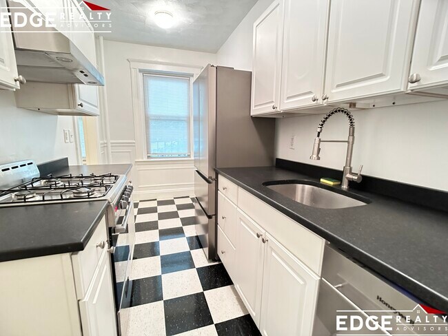 Photo - 119 Brainerd Rd