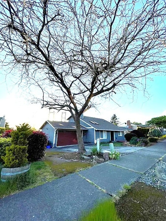 Beautiful 3bed/2bath home on N. Juniper St. - Beautiful 3bed/2bath home on N. Juniper St.