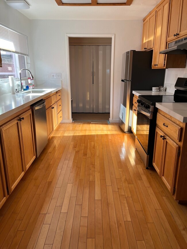 Photo - 20465 Almeda St