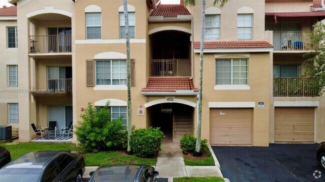 Building Photo - 4021 San Marino Blvd Unit 102 Rental