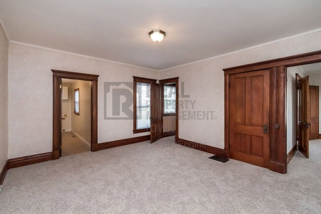 Photo - 1667 W Ave