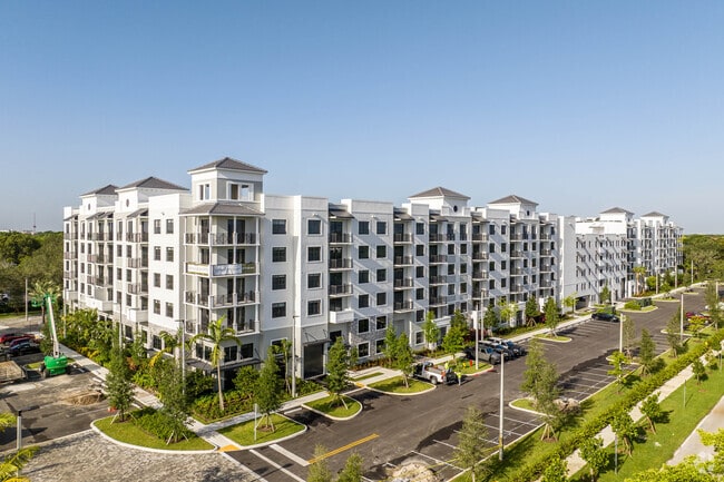 Photo - Leena Plantation