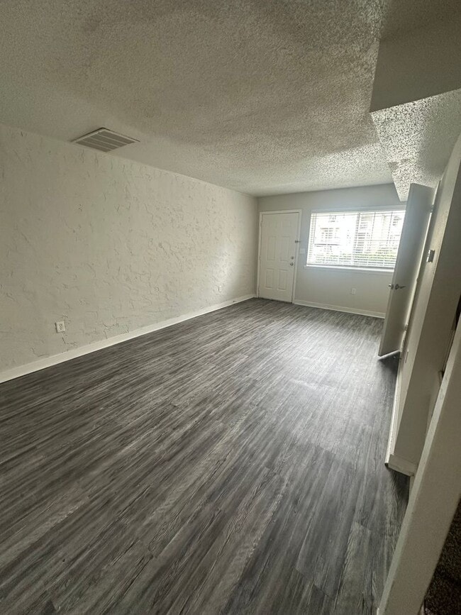Photo - Regency Point Luxury Apartments