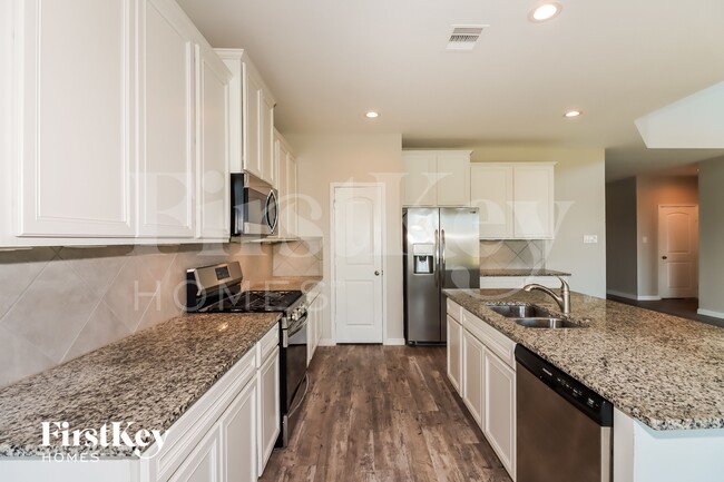 Photo - 28008 Langsdale Ct