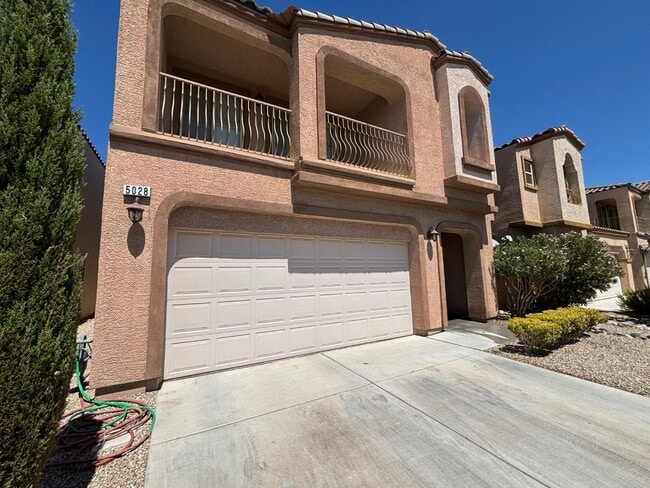 Building Photo - ? Modern 3-Bedroom Home with Loft in South...
