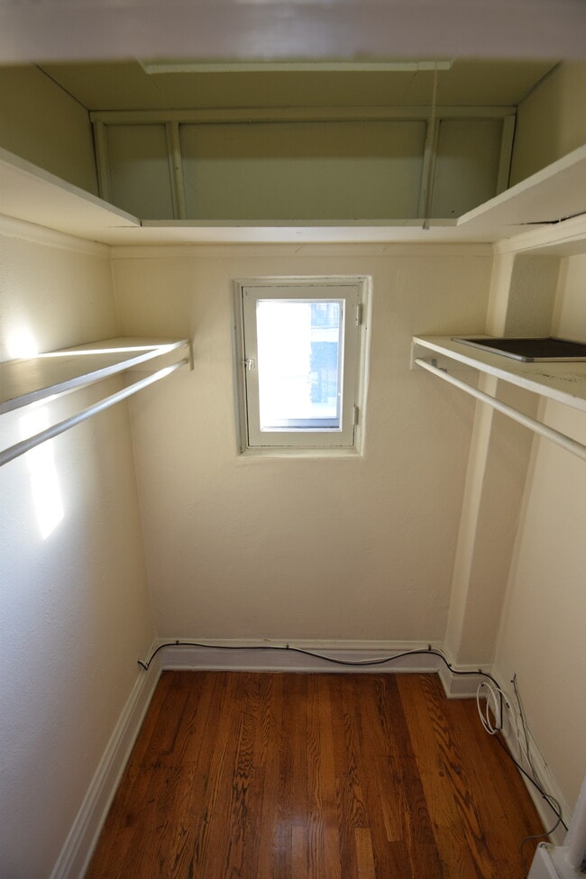 Photo - Greystone Court