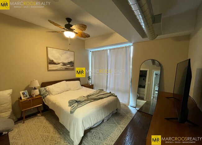 Photo - 257 Northampton St