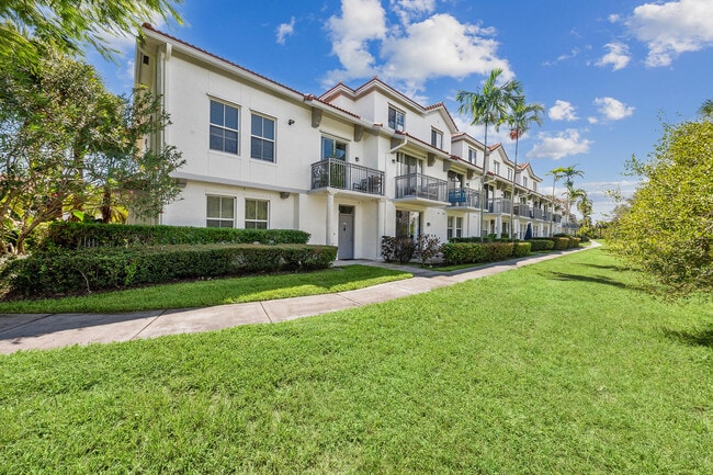 Photo - 2052 Alta Meadows Ln Unit 2210