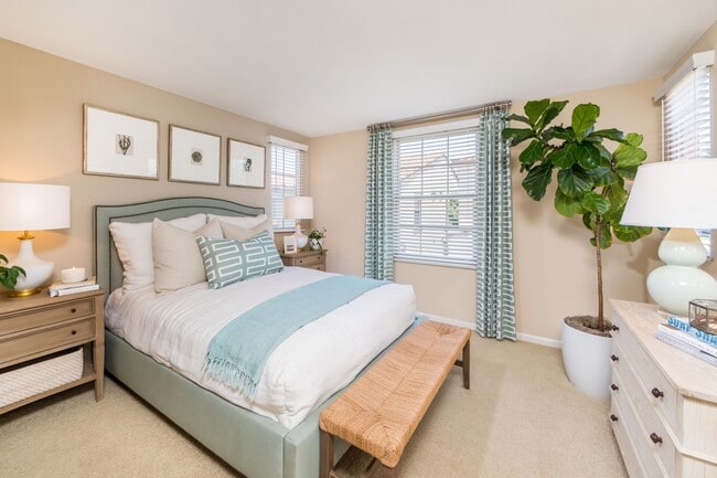 Photo - Woodbury Place Apartment Homes