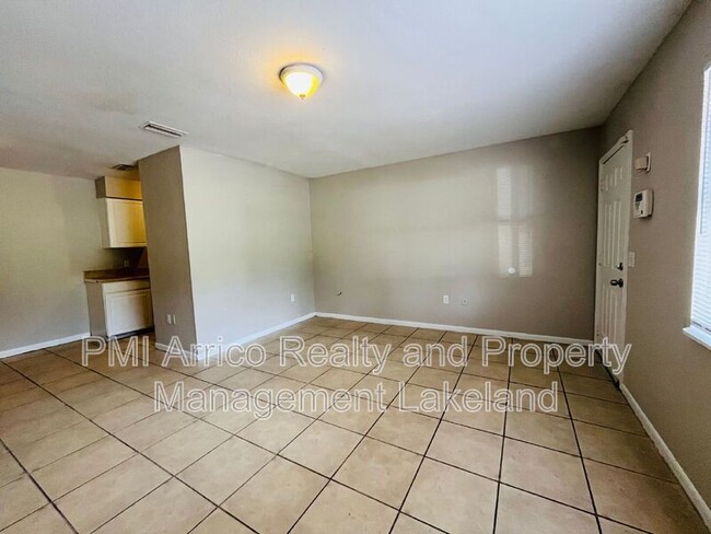Photo - 1031 Crestview Ave