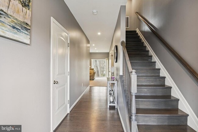 Photo - 1306 Hawk Hollow Dr