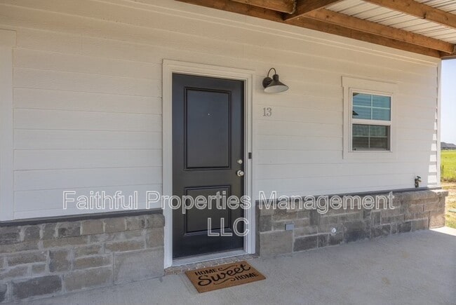 10071 Shadow Wood Cir