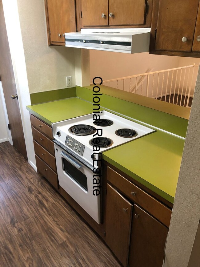 Photo - Spacious 2 Bedrooms 1 bathroom  Apartment For Rent