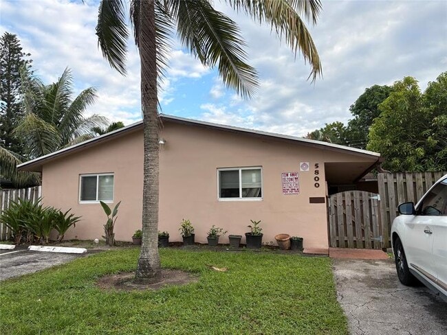 Photo - 5800 NW 15th St