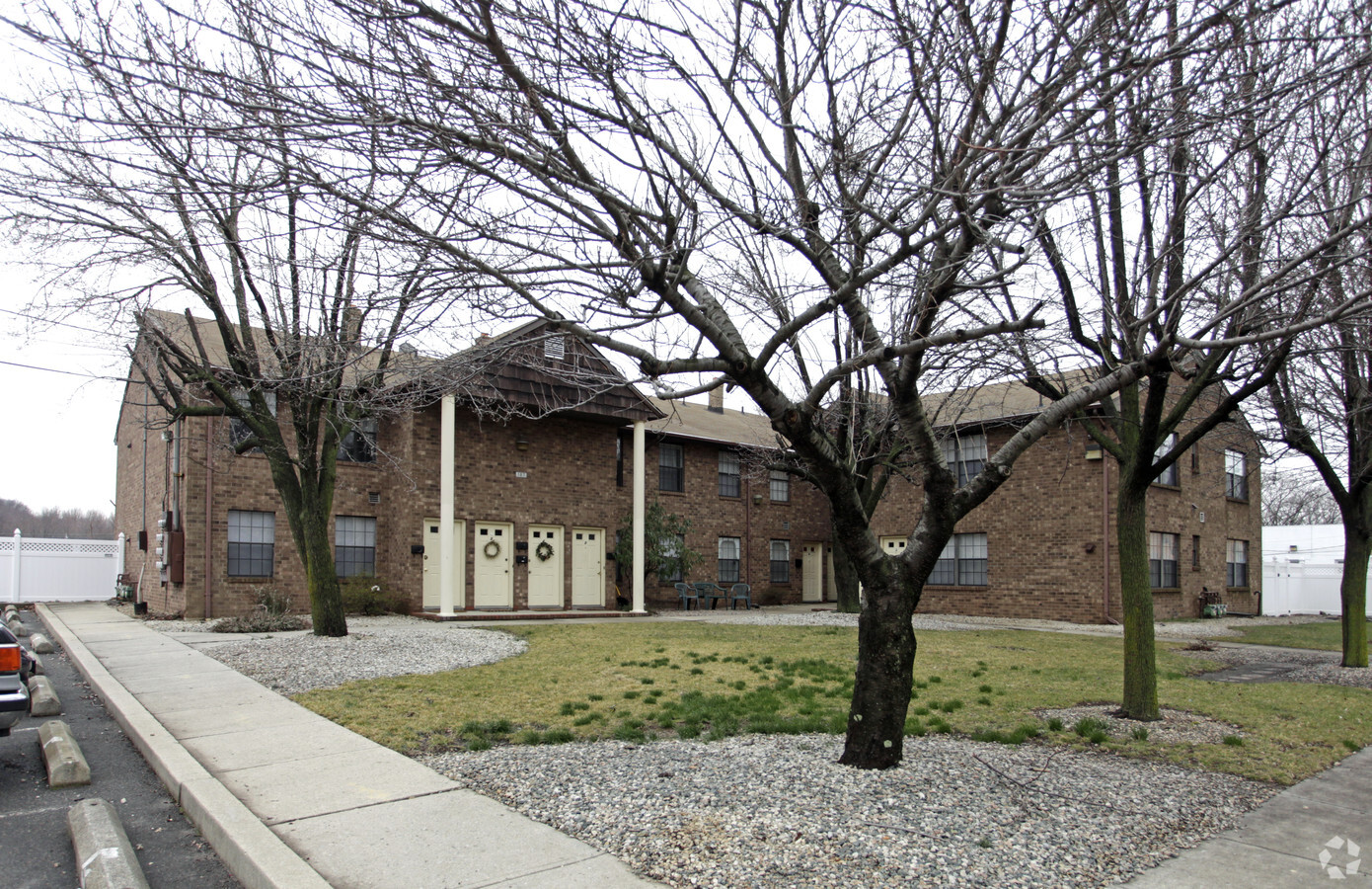 Photo - Ivy Hill Apartments