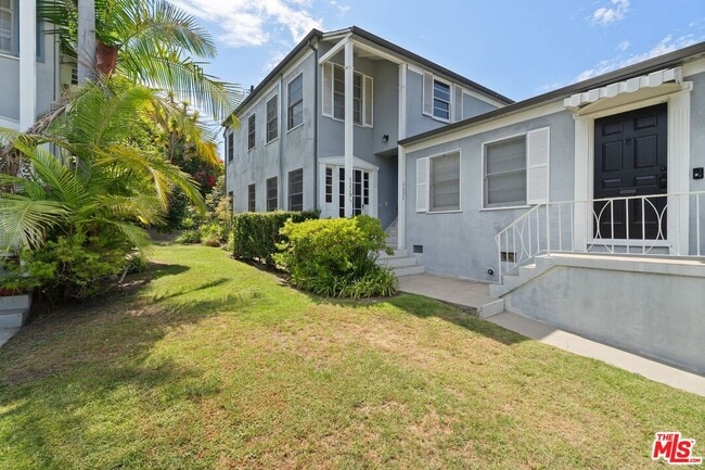 Building Photo - 1229 Smithwood Dr