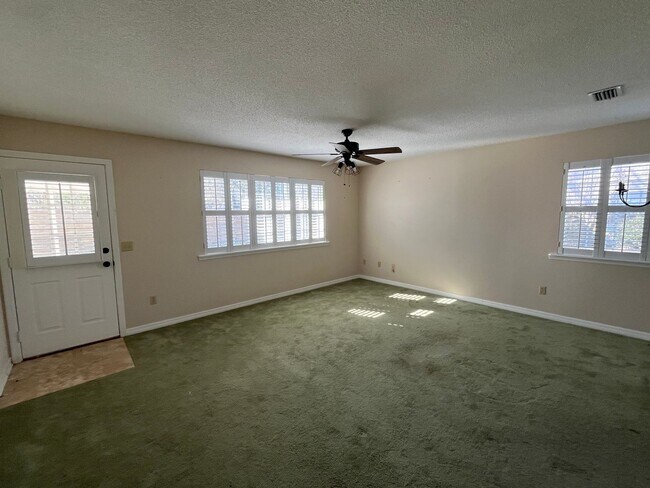 Photo - Bright and airy 2 Bedroom, 2 Bath home in Tara Trace Community