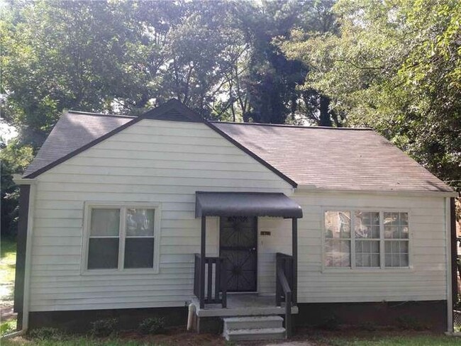 Building Photo - 1427 Westmont Rd SW Rental