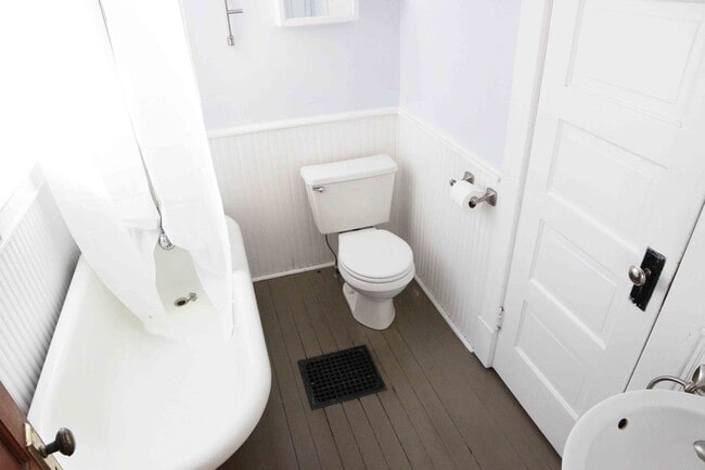 Photo - 209 W Mulberry St Unit 211