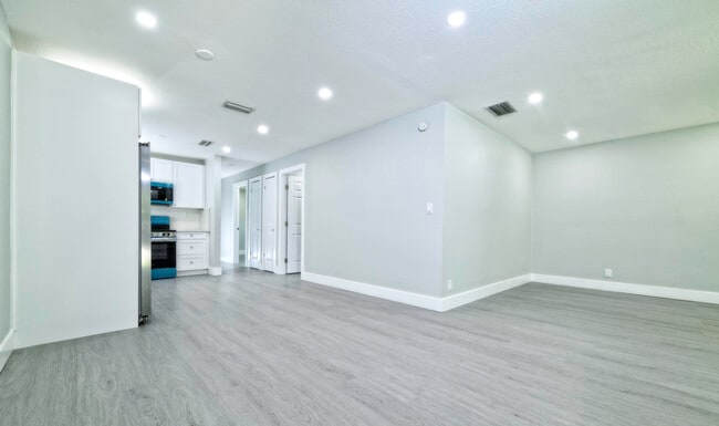 Photo - 5020 SW 28th Terrace