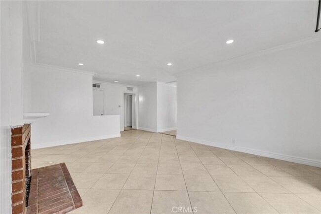 Photo - 8801 Mays Ave