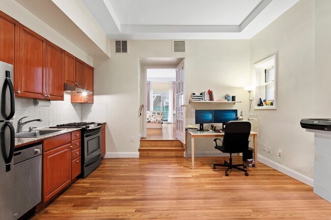 Building Photo - 59 E 73rd St