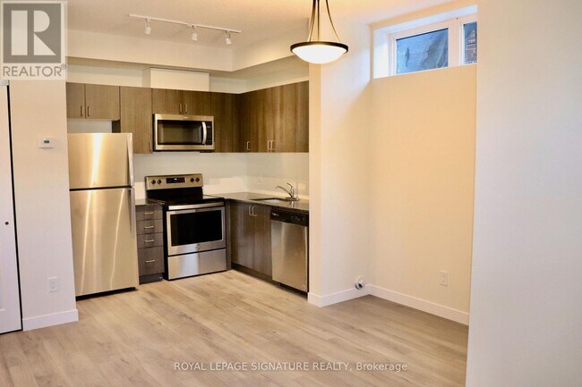 Photo - 6 Bicknell Ave