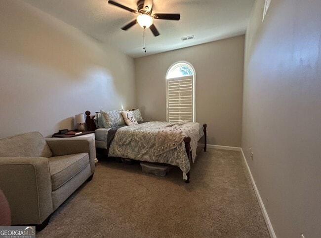 Photo - 42 Round Rock Cir NE