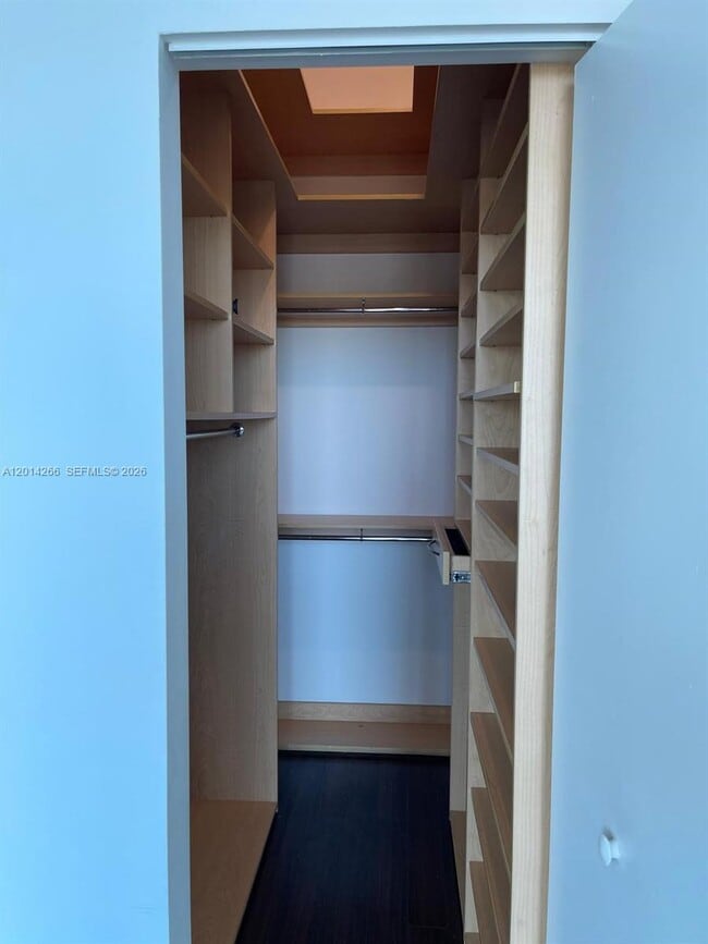 Photo - 3029 NE 188th St Unit 602