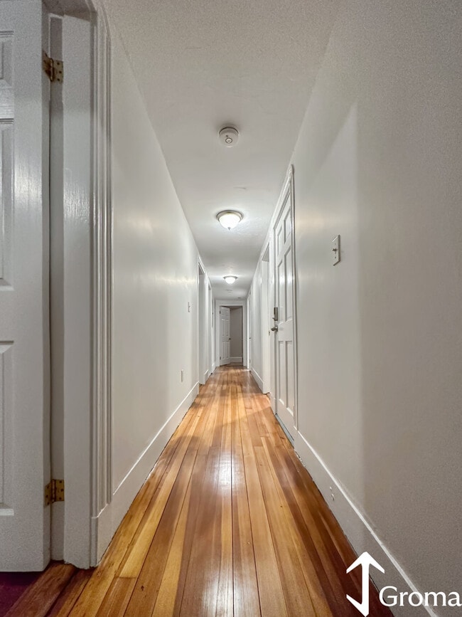 Photo - 55 Hollander St