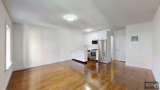 Building Photo - 39 E 65th St Unit 4B Rental