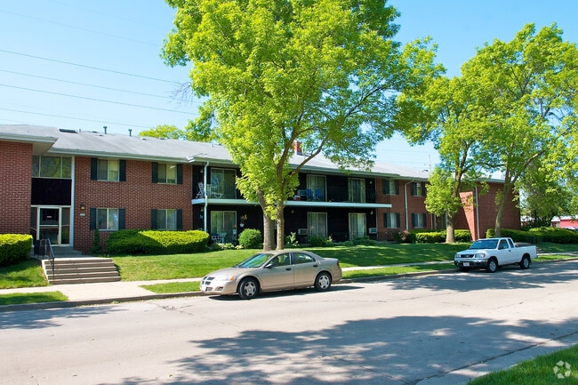 PENN ARMS APARTMENTS