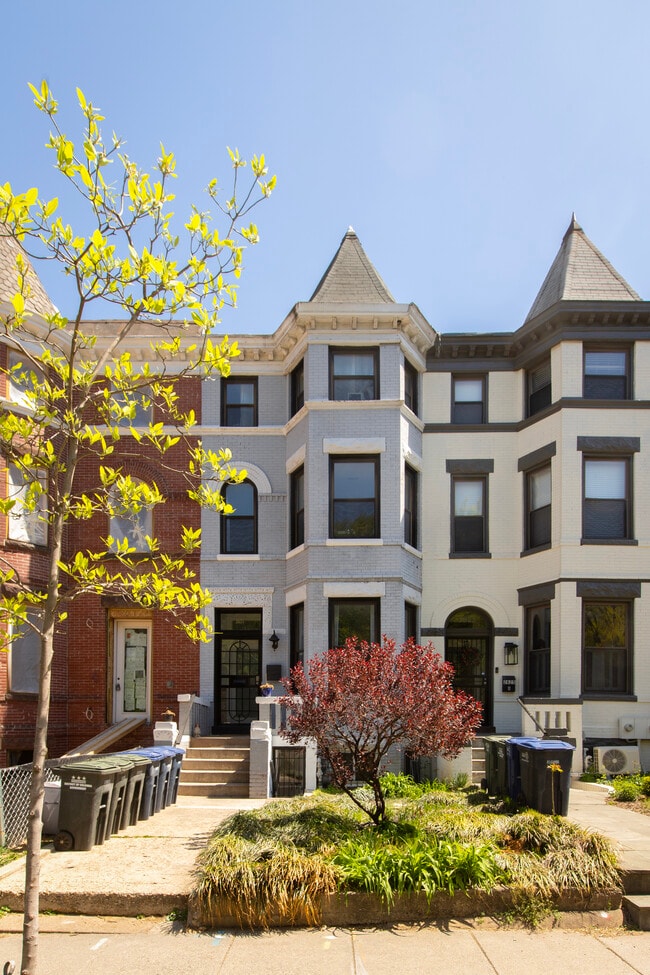 Photo - 2827 13th St NW Unit 2