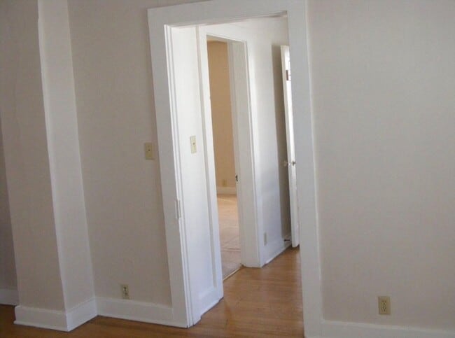 Photo - 1414 Johnson St Unit Apt B