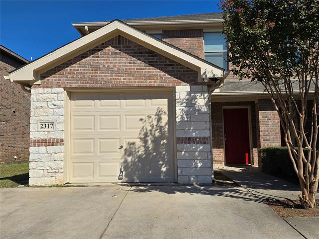 Building Photo - 2317 Bloomfield Dr