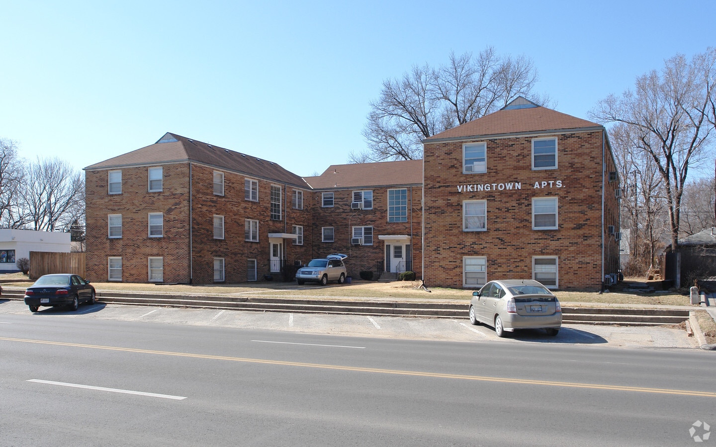 Photo - Vikingtown Apts.