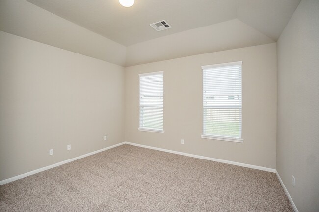 Photo - 5463 Grand View Dr