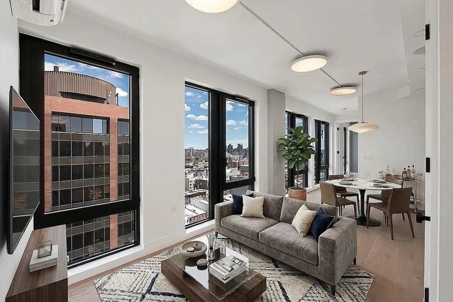 Building Photo - 60 W 125th St