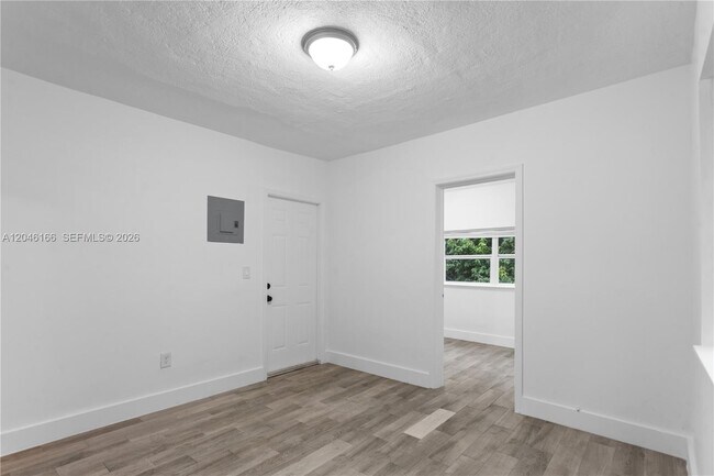 Photo - 27 NE 60th Terrace Unit 2