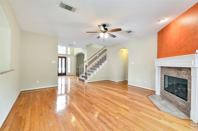 Photo - 5803 Song Ridge Ct