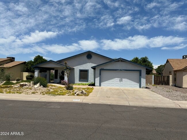 Building Photo - 6434 W Sandra Terrace Rental