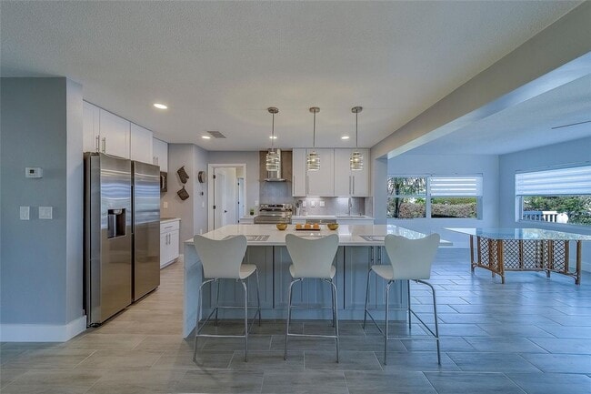 Photo - 400 Capri Blvd