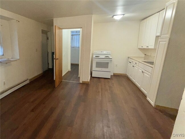 Photo - 365 Richmond Ave