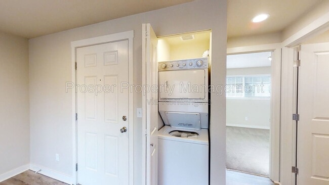Photo - 2301 S 74th St Unit 14
