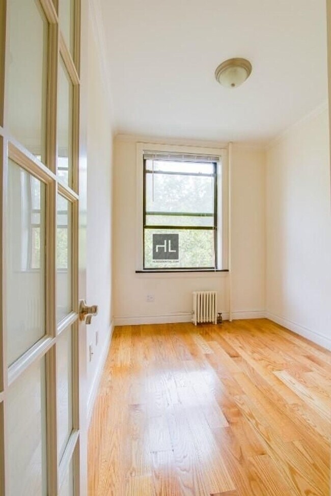 Photo - E 35TH ST. Unit 35