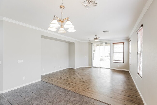 Photo - 6806 W Evergreen Terrace